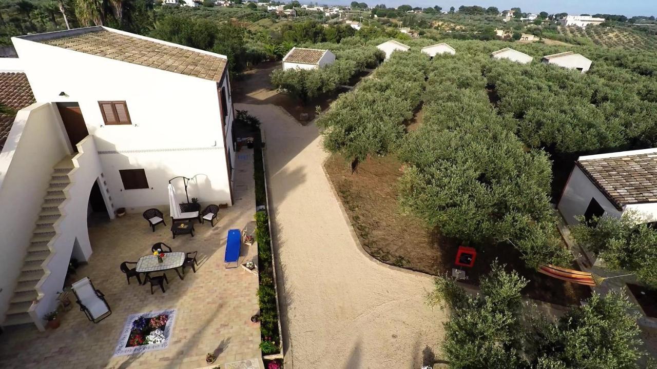 Hotel Camping A Selinunte Marinella di Selinunte Exterior foto